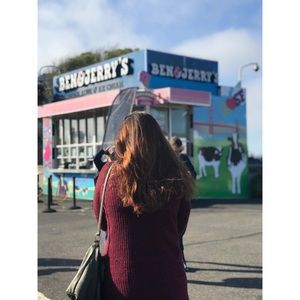 Meet your Posher, Katelyn